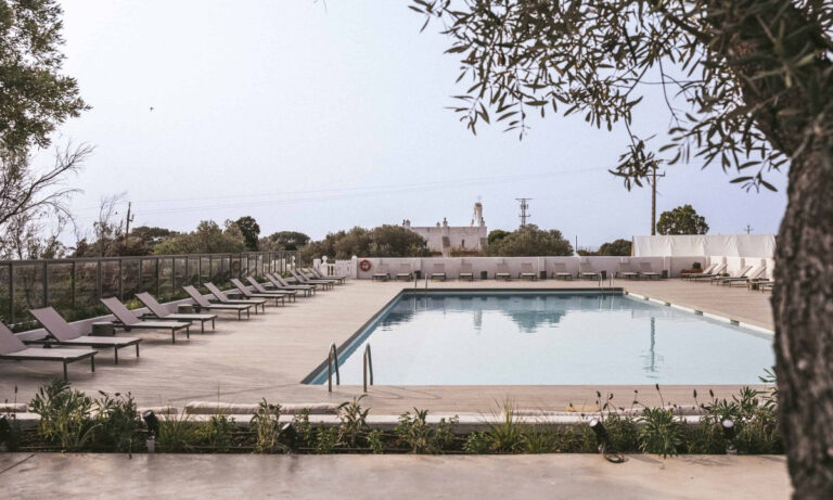 Camping Cadaques zwembad
