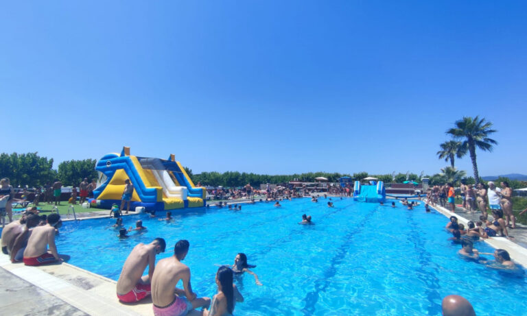 Camping Els Pins Resort zwembad