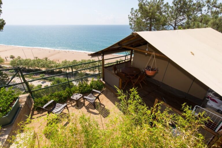 camping el far