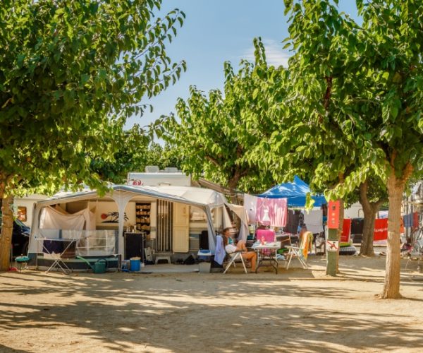 Camping belsoll staanplaatsen in beeld
