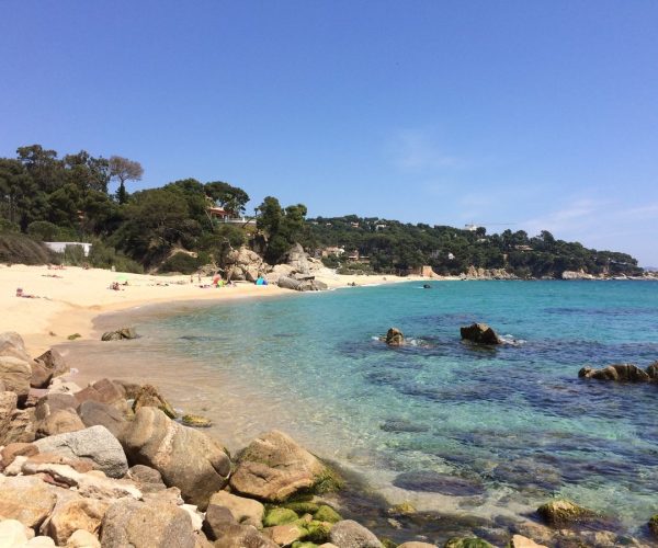 De stranden van Camping cala gogo costa brava