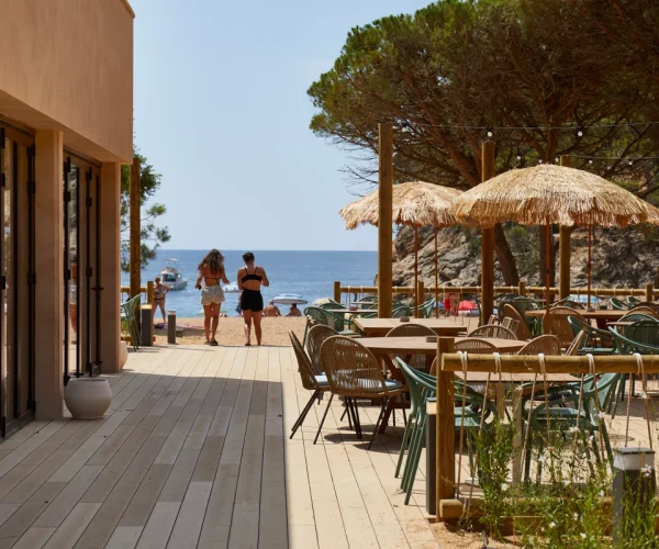 camping cala pola in tossa de mar terras