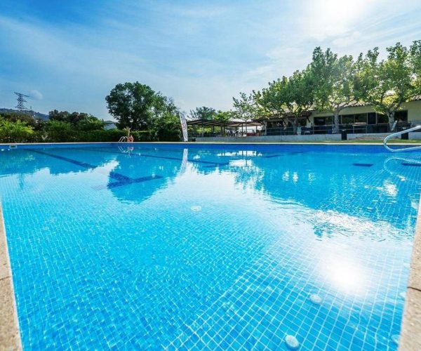 Camping Castell d'Aro zwembad uitzicht