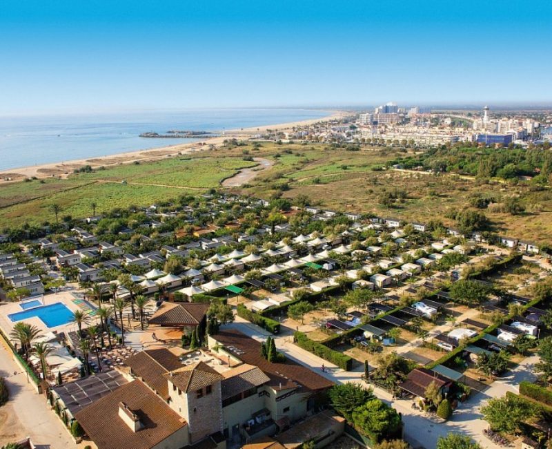 Camping Castell Mar bovenaanzicht van de camping