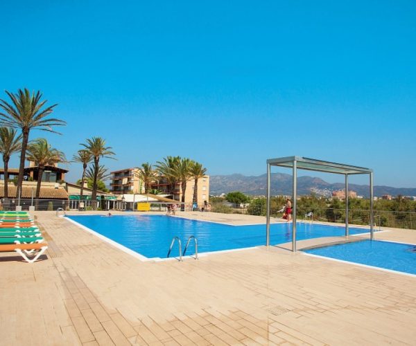 Camping Castell Mar zwembaden