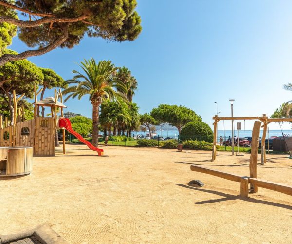Camping Cavall de Mar park