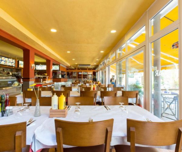 camping el far in calella restaurant