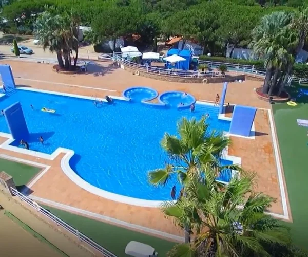 camping el pla de mar in malgrat de mar zwembad