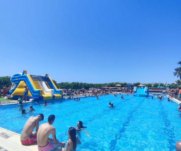 Camping Els Pins Resort zwembad